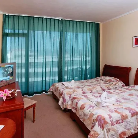 Caesars Palace 4* Sluneční pobřeží