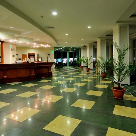 Caesars Palace Sluneční pobřeží