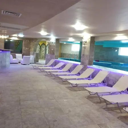 Caesar Palace Szálloda Napospart