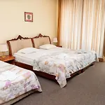 Caesar Palace Otel 4*
